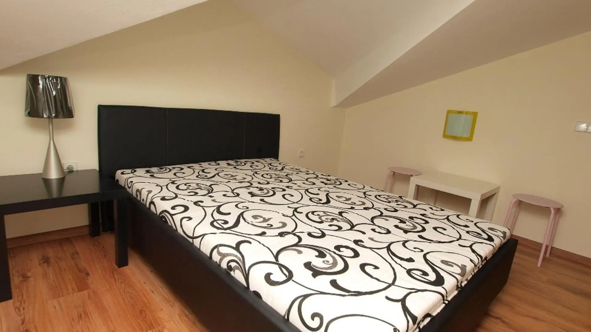 Apartments Nesic Peroj Fažana 0*,