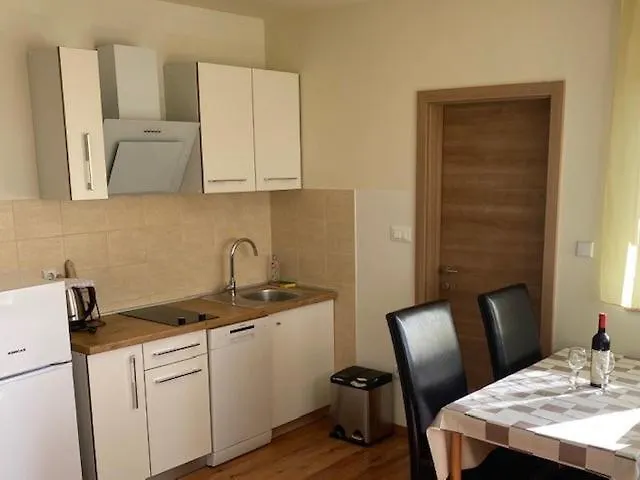 Apartments Nesic Peroj Fazana