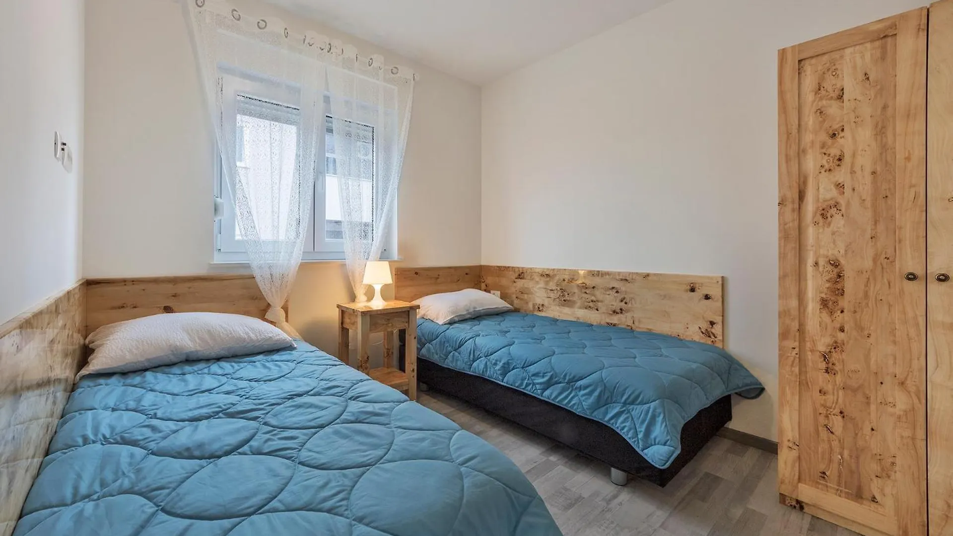 Apartments Nesic Peroj Fazana