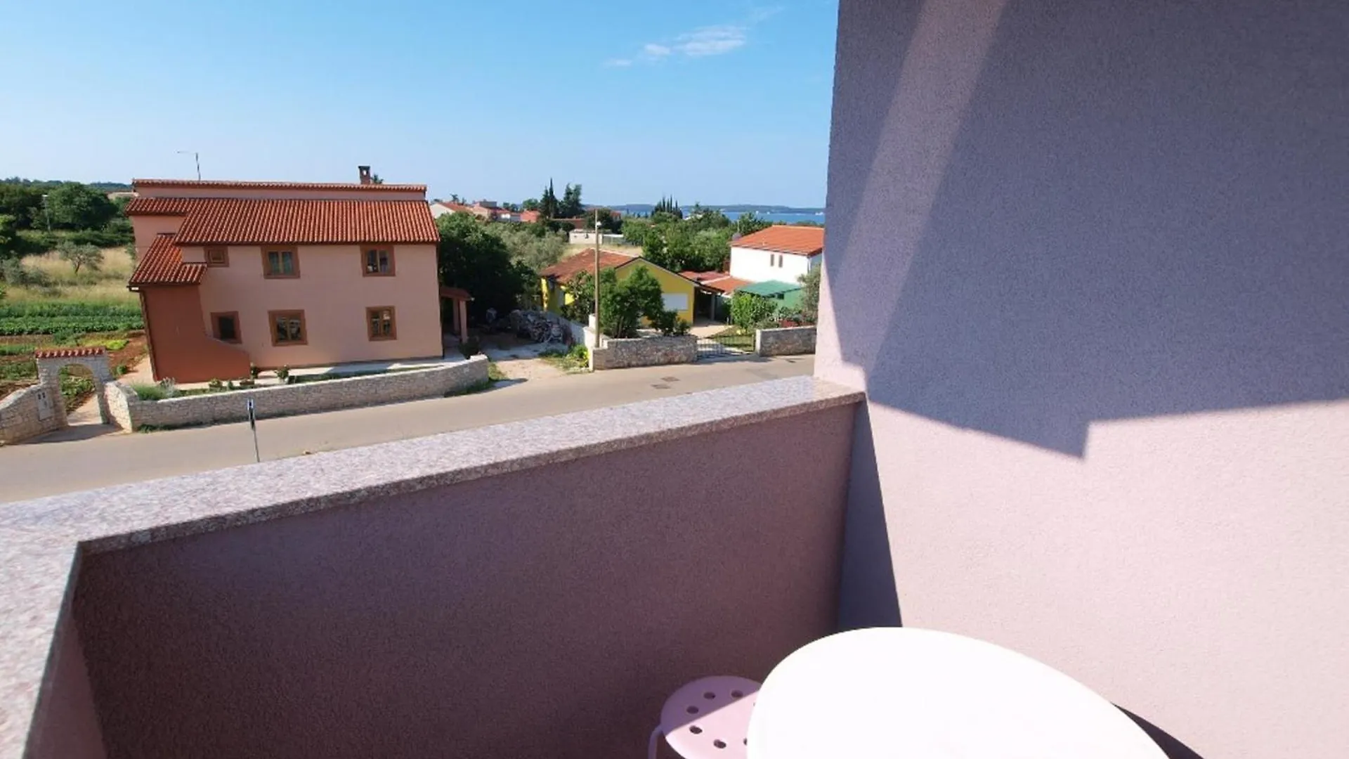 Apartments Nesic Peroj Fazana